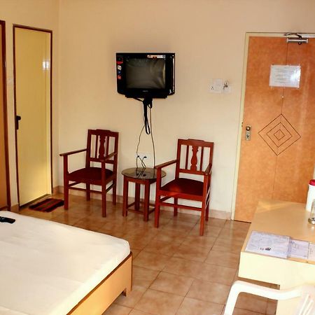 Hotel Amigo Plaza Colva Zewnętrze zdjęcie