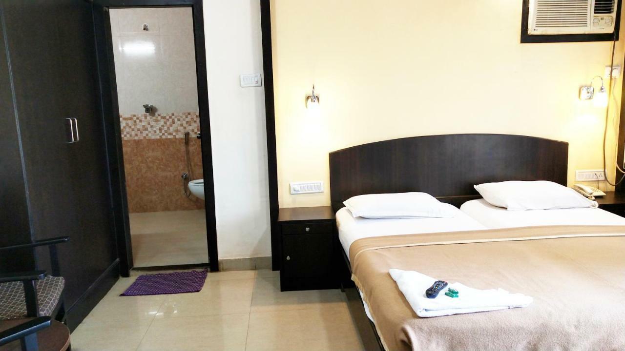 Hotel Amigo Plaza Colva Zewnętrze zdjęcie