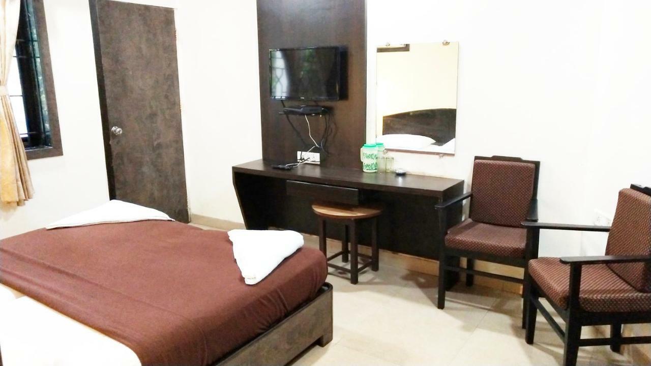 Hotel Amigo Plaza Colva Zewnętrze zdjęcie